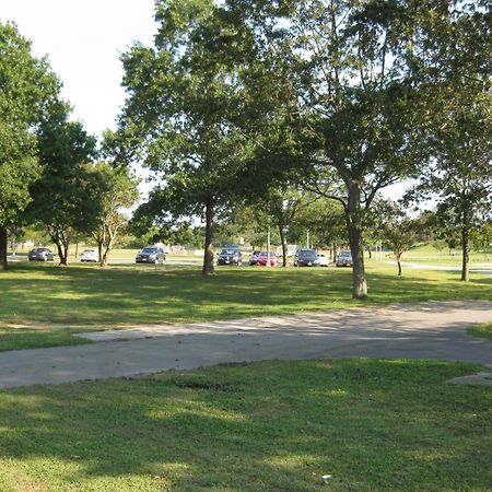 جونز بيتش هوتل Wantagh المظهر الخارجي الصورة